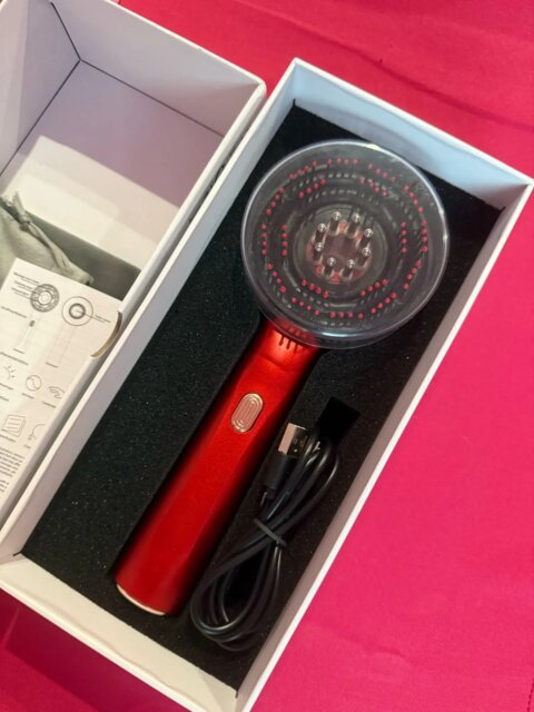 RevitaGrow™ – Red Light Hair Regrowth & Scalp Therapy Brush